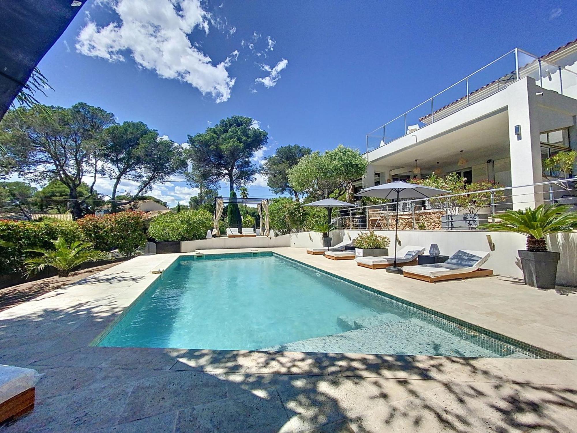 "Les Alizes" Cote Jardin Proche Bord De Mer Saint-Raphael  Ngoại thất bức ảnh