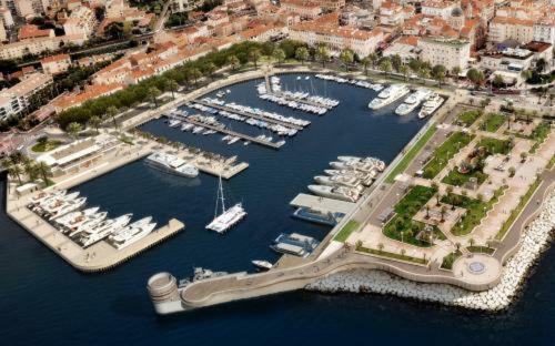 "Les Alizes" Cote Jardin Proche Bord De Mer Saint-Raphael  Ngoại thất bức ảnh